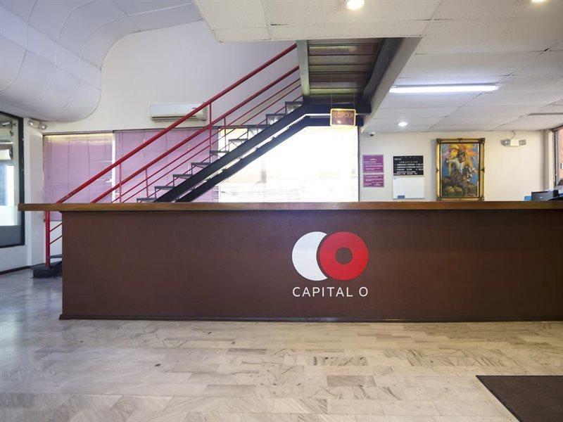 Capital O 88 Inn San Nicolas de los Garza ภายนอก รูปภาพ