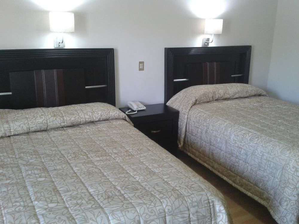 Capital O 88 Inn San Nicolas de los Garza ภายนอก รูปภาพ