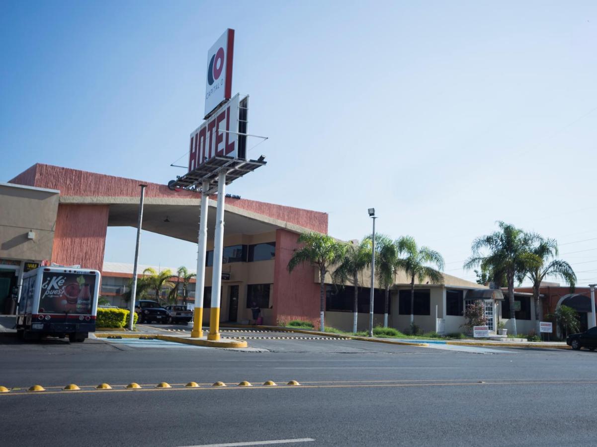 Capital O 88 Inn San Nicolas de los Garza ภายนอก รูปภาพ