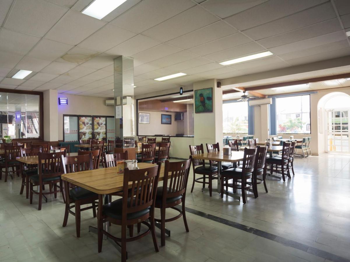 Capital O 88 Inn San Nicolas de los Garza ภายนอก รูปภาพ