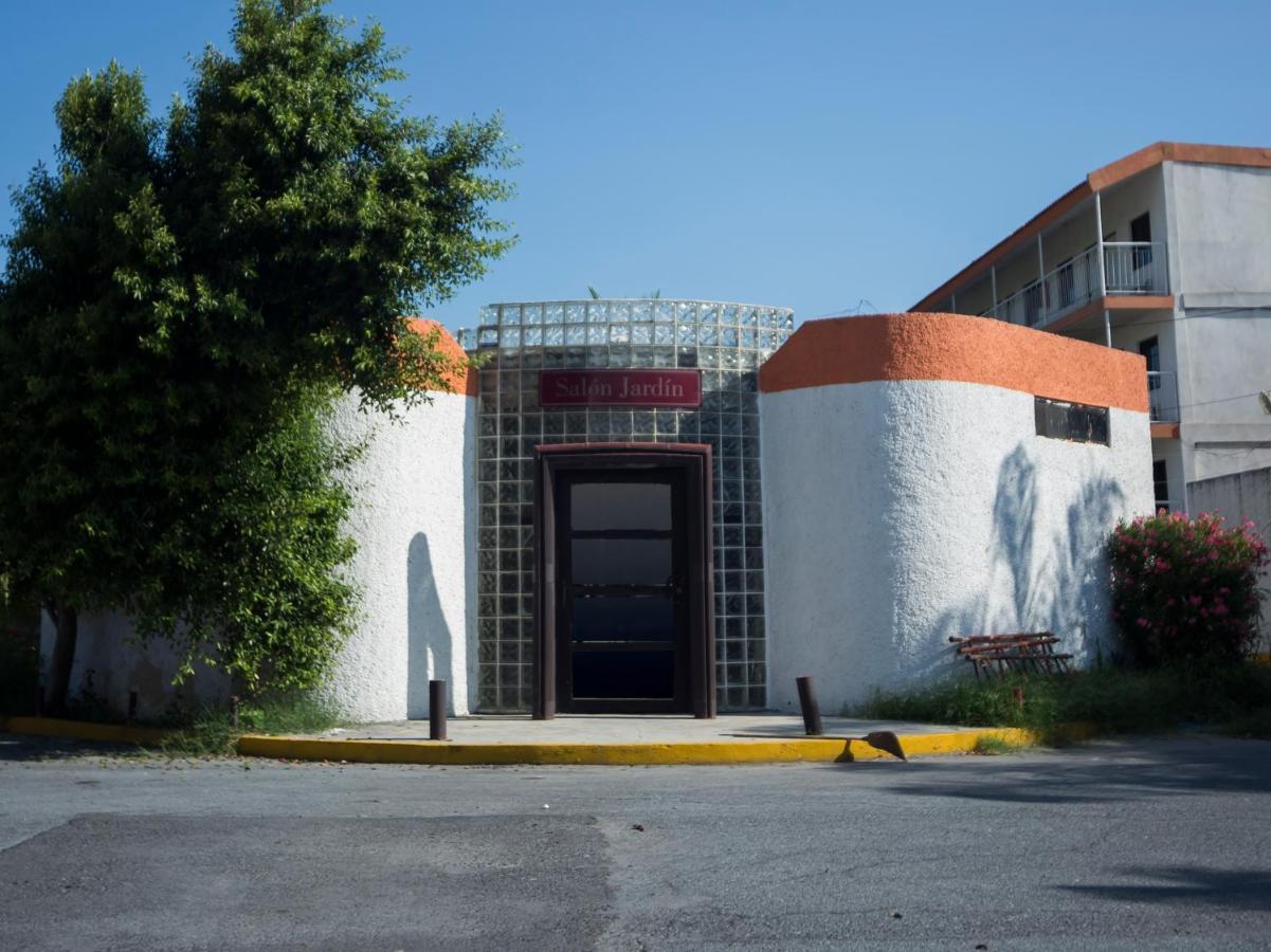 Capital O 88 Inn San Nicolas de los Garza ภายนอก รูปภาพ
